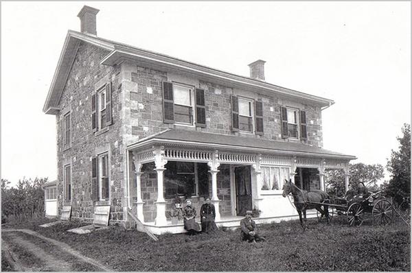 Neilson Park Farmhouse (2 of 5)
