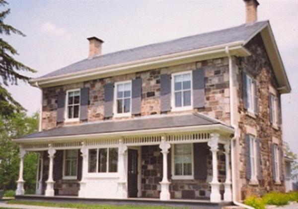 Neilson Park Farmhouse